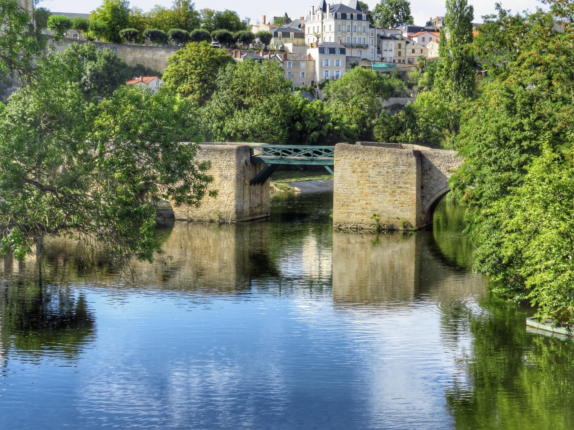 Le Thouet, les promenades et le canoë — vue 10