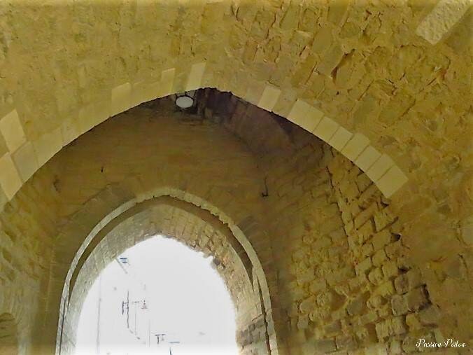 La tour porte au Prévost — vue 2