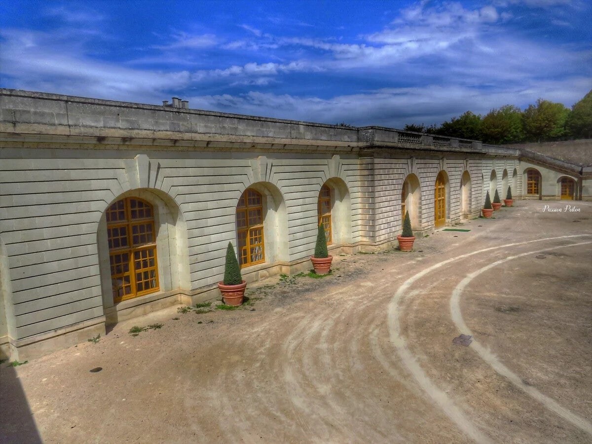 L’orangerie et les jardins du château — vue 5