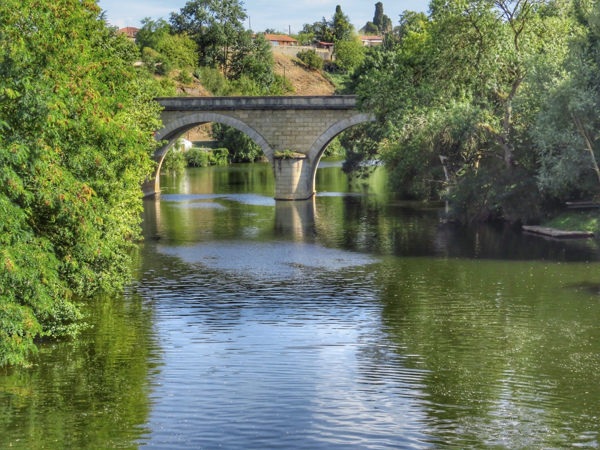 Le Thouet, les promenades et le canoë — vue 9