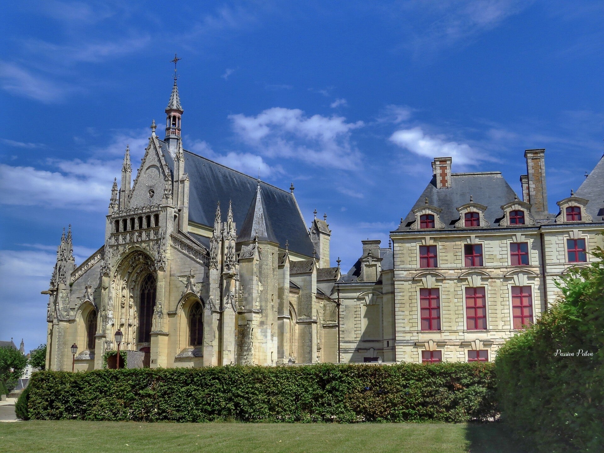 Le château des ducs de La Trémoïlle — vue 7